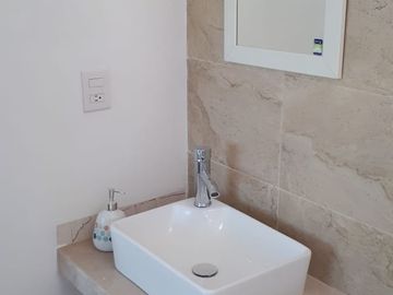 Hermoso condominio Estilo Californiano