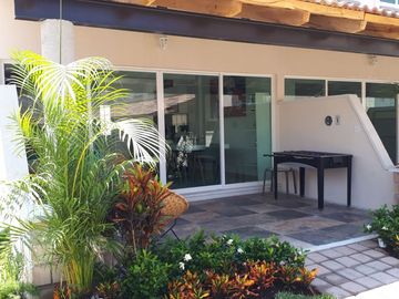 Hermoso condominio Estilo Californiano