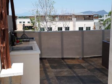 Hermoso condominio Estilo Californiano