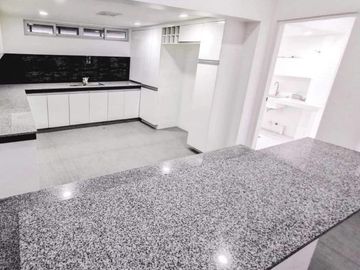 8 BR for Sale in Quezon City