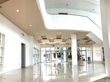 8 BR for Sale in Quezon City