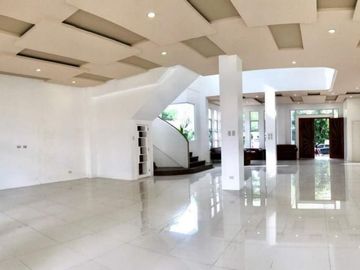 8 BR for Sale in Quezon City