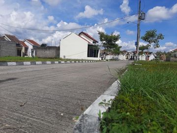 RUMAH DESIGN MODERN SKANDINAVIAN PERTAMA DI WONOSARI