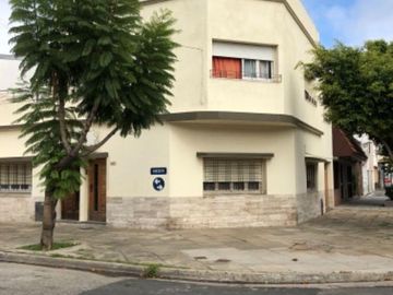 Departamento Tipo Casa en venta en Avellaneda Oeste