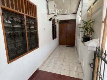 DIJUAL RUMAH AKSES 1 MOBIL DI AREA KODAM SUMUR BATU