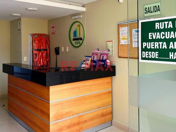 Dpto 1005 vista exterior, en condominio Amauta - Festiva
Calle Casapalca con Av Arica. Cercado de Lima
Area 67.93 m2
- Sala comedor con salida a ba