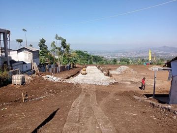 Exclusive di Bandung Barat Rumah Villa 2LT Hanya 582JT Cash View Sejuk Cocok utk Investasi