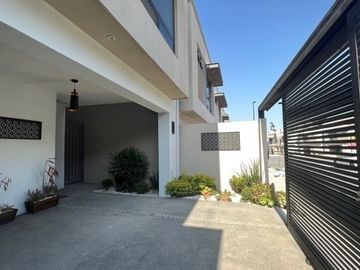 Casa en venta privada Cumbres Sole