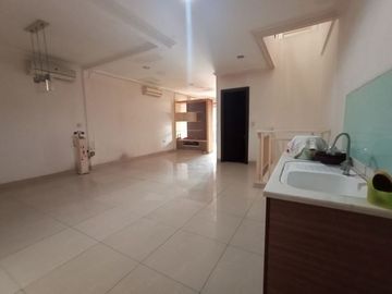 Jual Rumah Pelepah Indah Kelapa Gading 3 Lantai