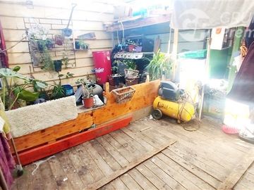 Casa en venta de 5 dorm. en La Florida