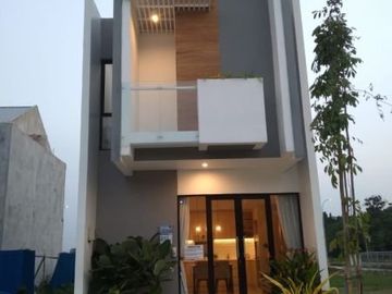 RUMAH BARU LOKASI STRATEGIS DI DEKAT TOL JOGLO JAKARTA BARAT