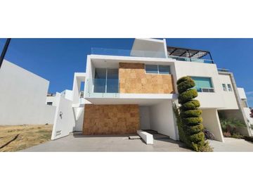 Casa En Venta En Parque Habana Angelopolis