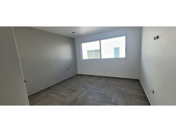 Casa En Venta En Parque Habana Angelopolis