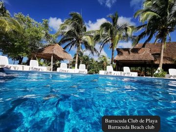 Penthouse con jacuzzi privado, cerca de la playa, room service, pool service, al