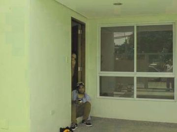 Townhouse For Sale in Congressional QC 12.5M PH521 A