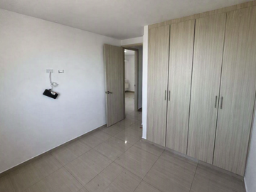 apartamento en arriendo en ciudad jardín. Cod A297