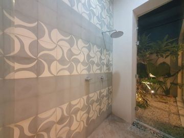 HERMOSA CASA NUEVA EN EL CENTRO DE MERIDA