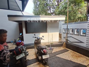 Dijual Rumah Mewah Baru Selesai Renovasi Di Rawamangun