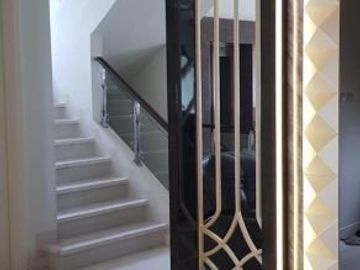 Rumah Hook fullfurnished ada lift di gading Serpong Tangerang