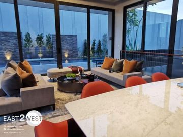 Dijual Rumah NavaPark Type Lyndon BSD City Tangerang Selatan Mewah Bagus Nyaman Dengan Lift Bisa KPR