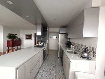 apartamento en venta en balcón de lindaraja. Cod V1106013