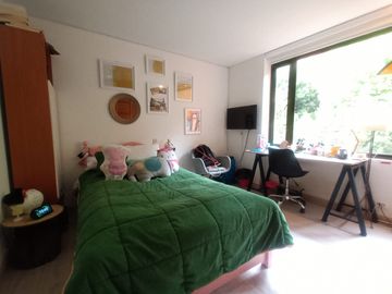apartamento en venta en balcón de lindaraja. Cod V1106013