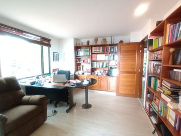 apartamento en venta en balcón de lindaraja. Cod V1106013