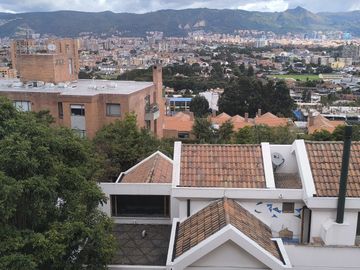 apartamento en venta en balcón de lindaraja. Cod V1106013