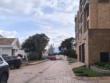 apartamento en venta en balcón de lindaraja. Cod V1106013