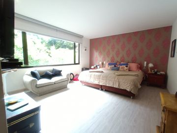 apartamento en venta en balcón de lindaraja. Cod V1106013