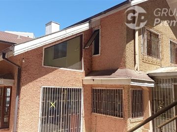 Casa para proyecto en barrio universitario de Viña del Mar