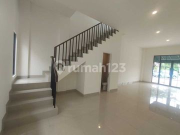Siap Huni, Ruko, 3 Lantai, HGB, di Citra Garden Bintaro