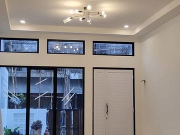 DIJUAL BRAND NEW HOUSE RUMAH BAGUS MODERN SIAP HUNI DI GRIYALOKA BSD