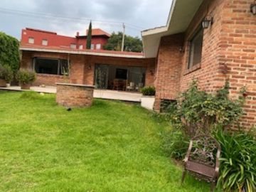 Casa en Venta, en privada, Lomas Altas