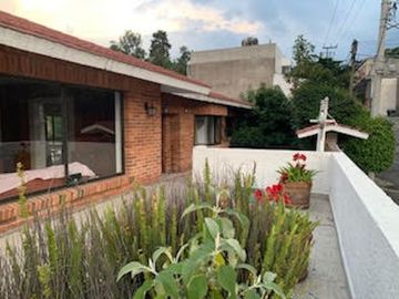 Casa en Venta, en privada, Lomas Altas