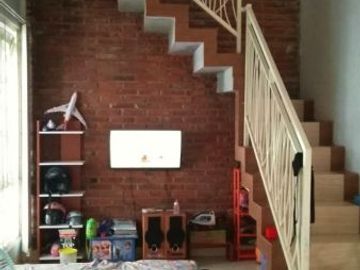 rumah 2 lantai shm di perum ikip tegalgondo 500 Juta
