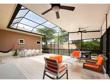 VENTA DE CASA EN COSTA SUR, PH SUNSET COAST