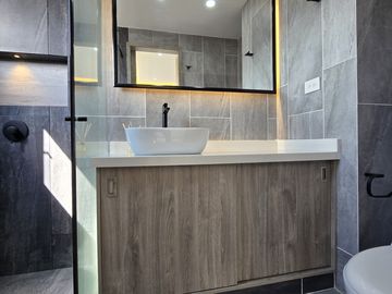 apartamento en venta en la hacienda. Cod V9190684