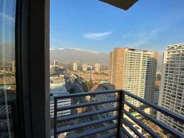 Departamento a pasos de metro Plaza egaña y villa frei