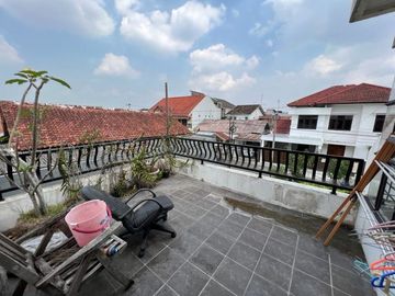 Rumah Deresan Dekat Uny dan Ugm
