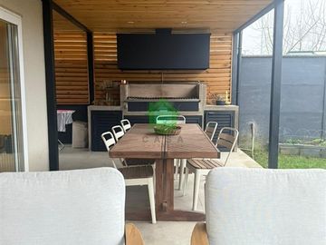 Casa en condominio en arriendo de 3 dorm. 3 baños en Osorno