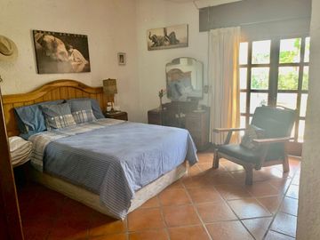 Casa en Fraccionamiento en Tabachines Cuernavaca - TBR-910-Fr