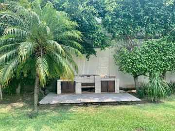 Casa en Fraccionamiento en Tabachines Cuernavaca - TBR-910-Fr