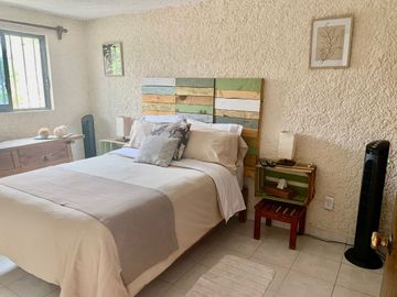 Casa en Fraccionamiento en Tabachines Cuernavaca - TBR-910-Fr