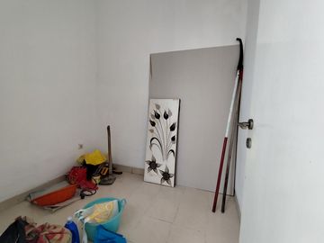 Rumah Luas 1 Lt 10 Menit ke Pintu Tol Jatikarya 2 Hadap Utara J-15638