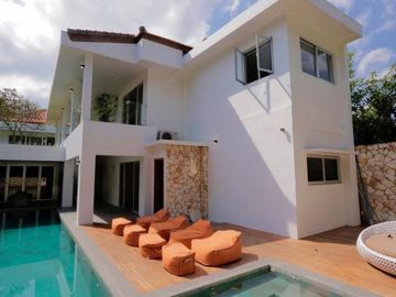 BEAUTIFUL 4BR VILLA IN UMALAS FOR SALE !!