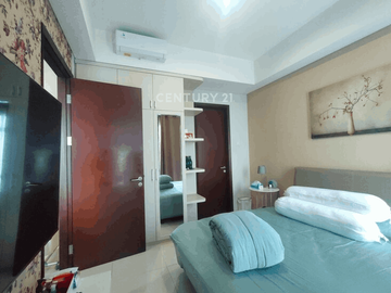 Unit Apartemen Puri Mansion Tower Crystal View City Dan Pool