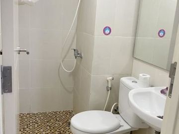 Disewa Apartemen Tanglin, Full Furnish, Lantai 33 Surabaya Barat