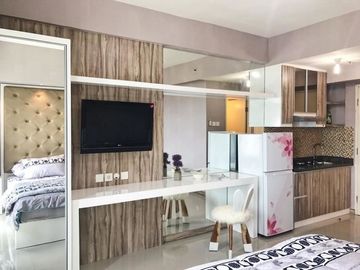 Disewa Apartemen Tanglin, Full Furnish, Lantai 33 Surabaya Barat