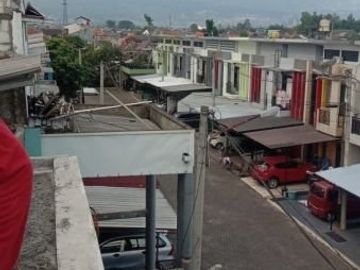 RUMAH DI ANTAPANI BANDUNG